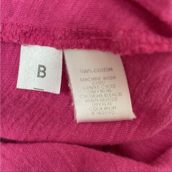 LOFT Set of 2 Zip Back Tanks - Size M - Picture 7 of 13